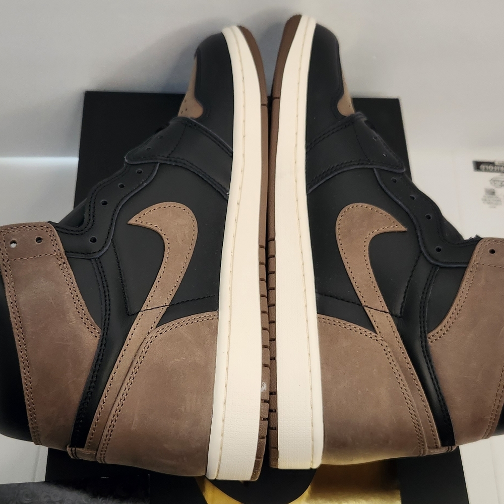 Air Jordan 1 Retro - Picture 5 of 7